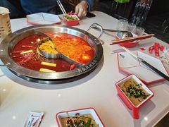 鸳鸯锅-豆花姐烂豆花火锅(水屯北路恒大滨河店)