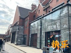 -钟书阁(松江泰晤士小镇店)