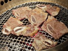 -铭牛烧肉·和牛海鲜自助(高新月牙湖店)