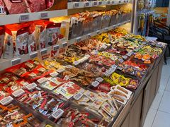 -来伊份(我格广场武宁路店)