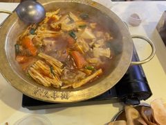 -霄汉牛三鲜湖北砂锅菜(万松园2店)