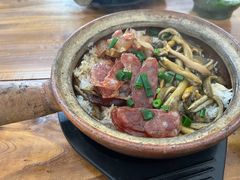 黄鳝拼腊味饭-文记煲仔饭