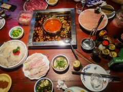 -二荆条·蜀鲜汇城市森林火锅