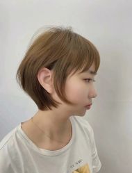 -镁连社·美联社