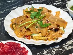 -一鼎牛鲜活牛肉城(晋江海峡国际食品城店)