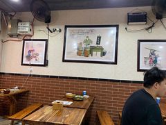 大堂-朱大嘴肥肠血旺(福字街店)