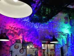 大堂-串越时光·烧烤·烤鱼·小龙虾(松江大学城店)