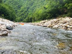 -秦岭峡谷漂流景区