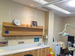 -上海仁爱医院口腔科 · 种植