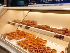-HOT CRUSH趁热集合·现烤面包(上海环球港店)