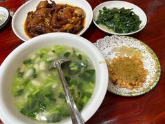 -芦茨金富饭庄·25年老字号·专做稻草鸡