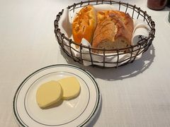 餐前包-Wolfgang’s Steakhouse 沃夫冈牛排馆(上海白玉兰广场店)