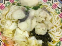 金汤去骨酸菜鱼米粉-鑫花溪牛肉米粉(苏州中心店)