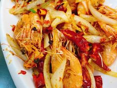 -覃记海鲜美食餐厅