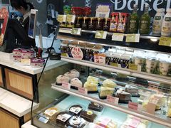 面包甜点陈列柜-皇家美孚(海云庵店)