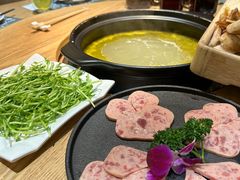 -一朵菌·野生菌探索家火锅(南亚店)