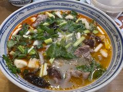 葫芦头泡馍-天发芽·何记葫芦头泡馍·老字号(小南门店)