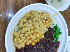 -耙豌豆重庆小面
