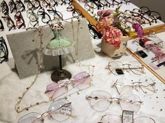 -宏宇眼镜蔡司依视路折扣店(兆佳眼镜城店)