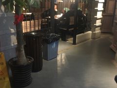-沪小胖小龙虾(淮海中路旗舰店)
