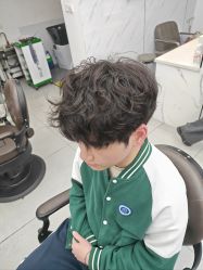 点击看大图 -尤司男士国潮理发馆