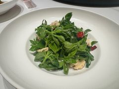 -阿瓦山寨·湘菜现炒·剁椒鱼头王(咸阳总店)