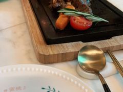 -蜜桃花开·中西融合菜E&W(南长街店)