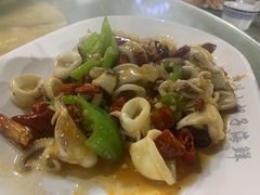 -四川小胡子海鲜(丁村万人海鲜广场店)