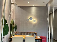 -莲餐厅·湖北菜·潜江小龙虾店(愚园路店)