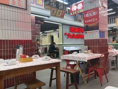 -堂瓦里·33年传统赣菜(第一街区店)