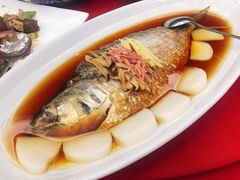 鸡油花雕蒸鲥鱼-和记小菜(七宝店)