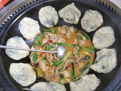 -六州府地锅鸡·农家菜·龙虾(未来科技城店)