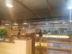 -同济大学本部学苑饮食广场