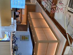 -蜜桃餐厅·伴山(湖滨商业街店)