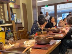 -良米山·云南野生菌过桥米线(上海首店)