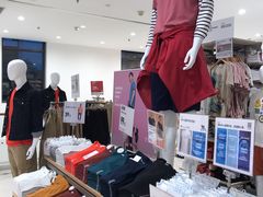 -优衣库(上海金桥国际商业广场店)