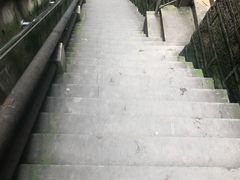 -岗上渣渣老火锅(两路口店)