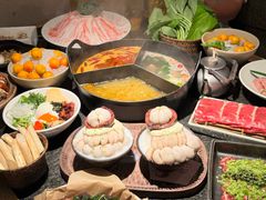 -三出山火锅(南京万象天地店)