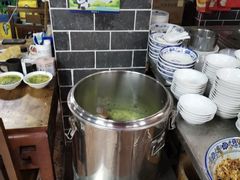 -佘记全家福芋儿鸡(向阳街总店)