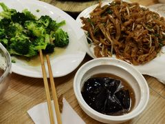 -粤仔湾砂锅粥(阳光店)