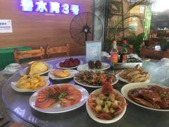 -四川小胡子海鲜(丁村万人海鲜广场店)