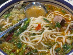 -云阿蛮云南生烫牛肉米线(奉贤路店)