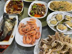 -四川小胡子海鲜(丁村万人海鲜广场店)