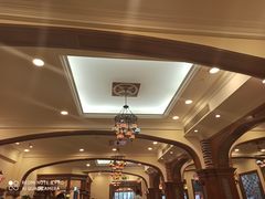 -清真·玛丽亚新疆菜主题餐厅(浙江中路店)