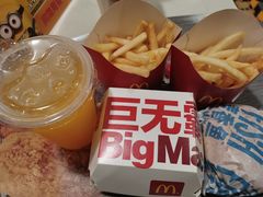 巨无霸经典中薯条套餐-麦当劳(东直门外大街店)