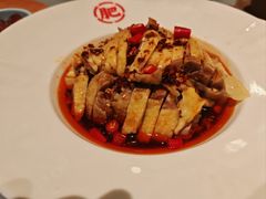 -肥肥虾庄·金牌油焖大虾(杨园滨江时代walk店)