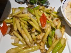 -黄泥岗·地道湖北菜(奥特莱斯店)