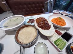 -梅利汴京烤鸭•开封豫菜地标店(东司门店)