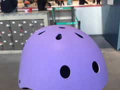 -冰纷万象滑冰场(南山万象天地店)