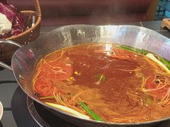 -由衷贵州酸汤牛肉火锅(新桥店)